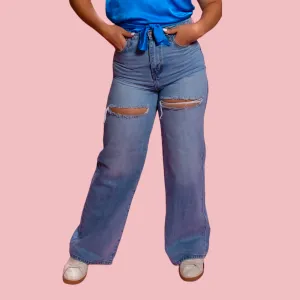 HIGH WAISTED WIDE LEG RIPPED JEAN